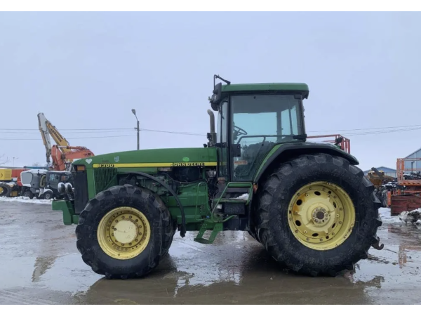 Трактор John Deere 8300 (1998)