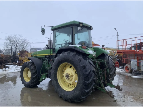 Трактор John Deere 8300 (1998)