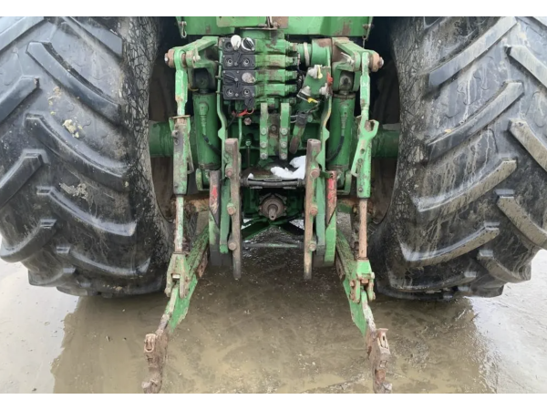 Трактор John Deere 8300 (1998)