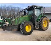 Трактор John Deere 8370R