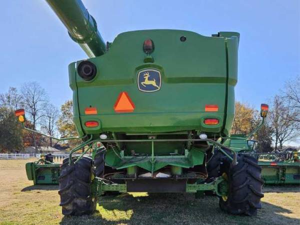 Комбайн John Deere S680 (2015)