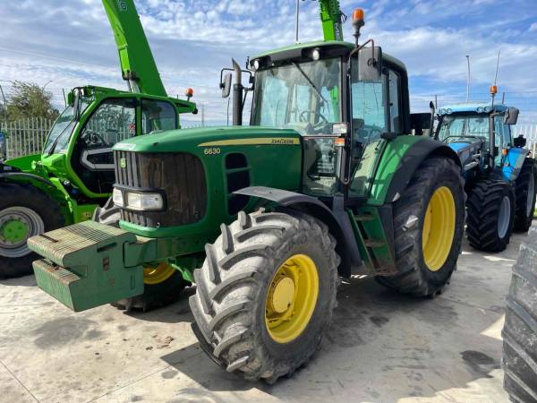 Трактор John Deere 6630 (2011)