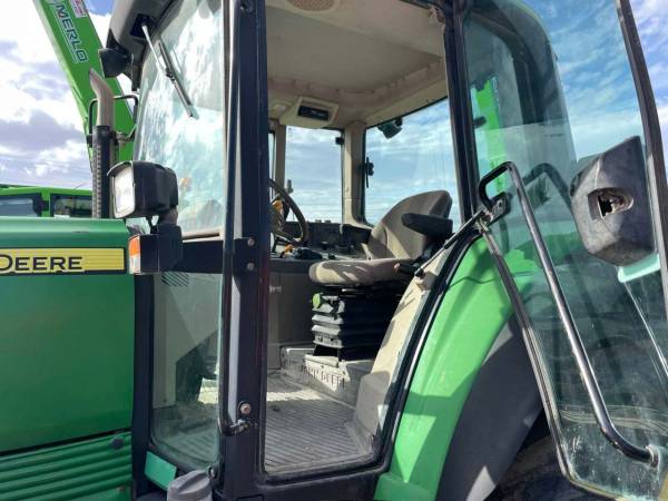 Трактор John Deere 6630 (2011)