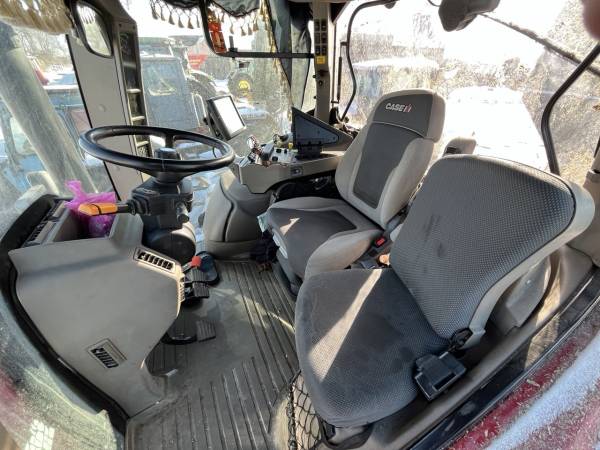 Трактор Case IH Optum 300 CVX (2017)