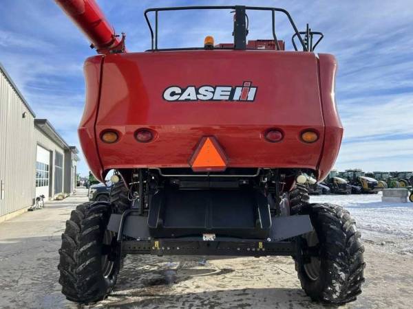 Комбайн Case IH 7010 Axial Flow (2009)