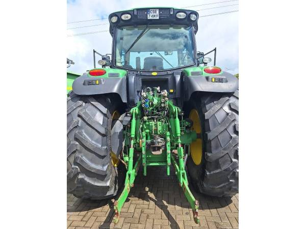 Трактор John Deere 6210R (2012)