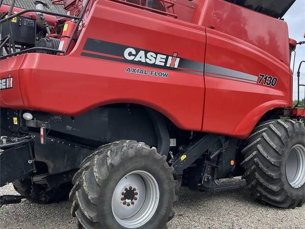 Комбайн Case IH 7130 Axial-Flow (2012)
