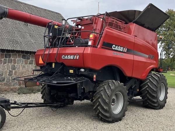 Комбайн Case IH 7130 Axial-Flow (2012)