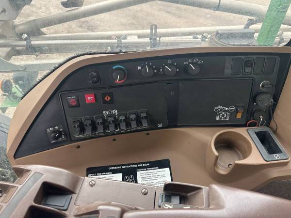 Обприскувач John Deere 4830 (2013)