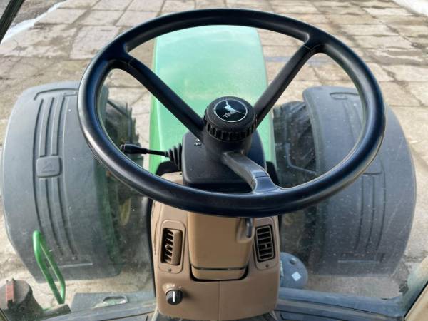 Трактор John Deere 8410 (2001)