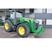 Трактор John Deere 8260 R