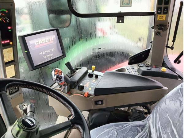 Трактор Case IH Optum 270 CVX (2017)