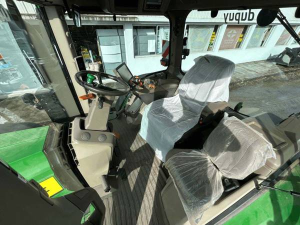 Трактор John Deere 8R370 (2024)