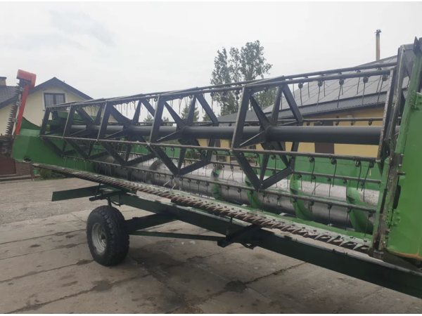 Комбайн John Deere 2066 (1997)