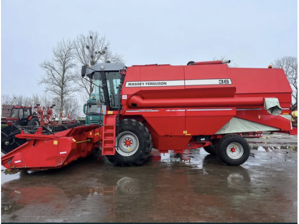 Комбайн Massey Ferguson 36 (1998)
