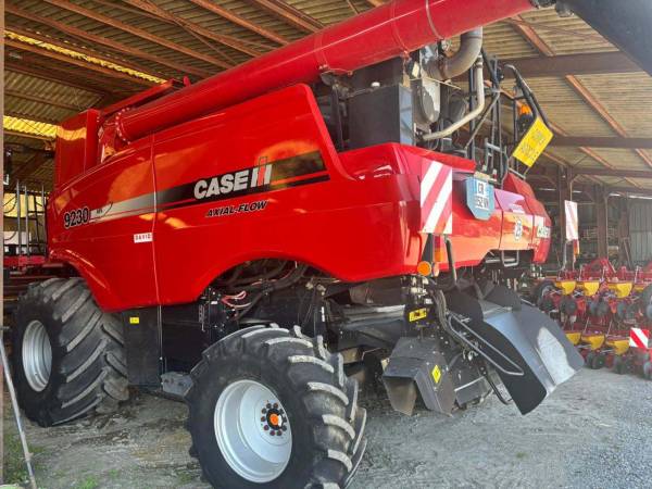 Комбайн Case IH Axial Flow 9230 (2013)