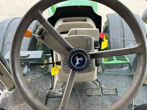 Трактор John Deere 7250R (2016)
