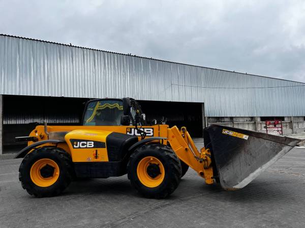 Телескопический погрузчик JCB 541-70 Agri (2019)