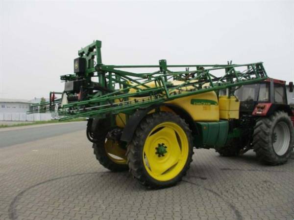 Опрыскиватель John Deere 740 (2008)