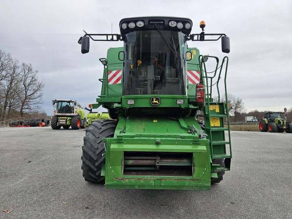 Комбайн John Deere W540 (2011)