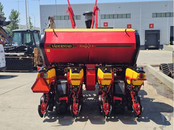 Сівалка точного висіву Vaderstad Tempo TPF 8 (2022)