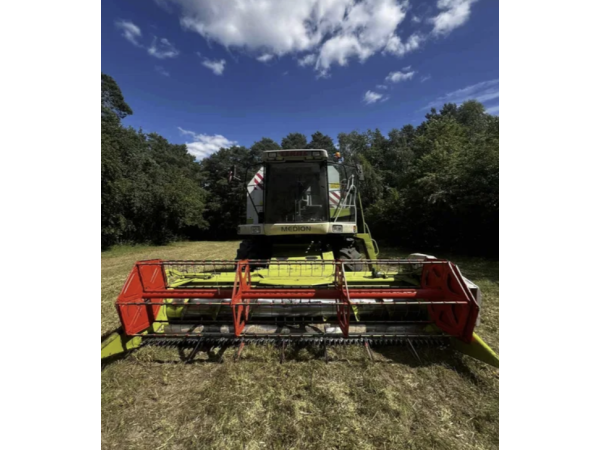 Комбайн Claas Medion 330 (2002)