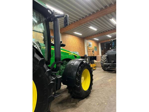 Трактор John Deere 8245R (2009)