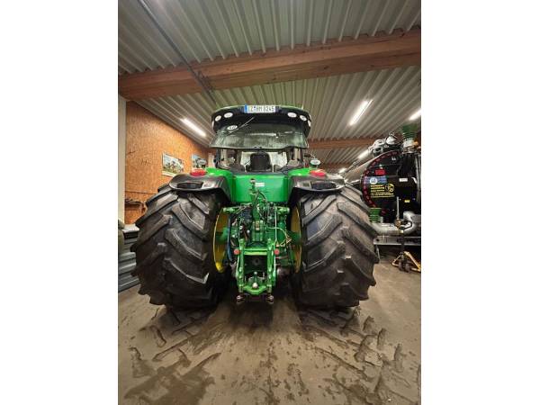 Трактор John Deere 8245R (2009)
