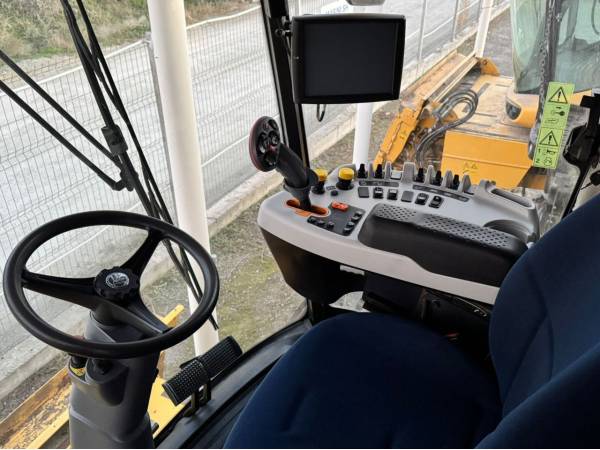 Комбайн New Holland CX 8.80 (2016)