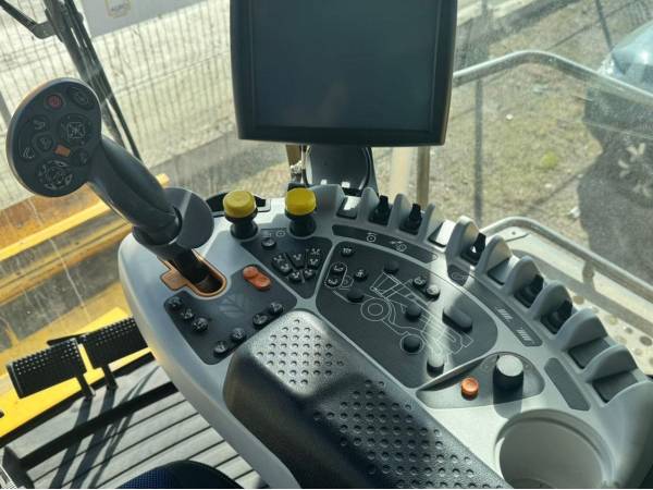 Комбайн New Holland CX 8.80 (2016)