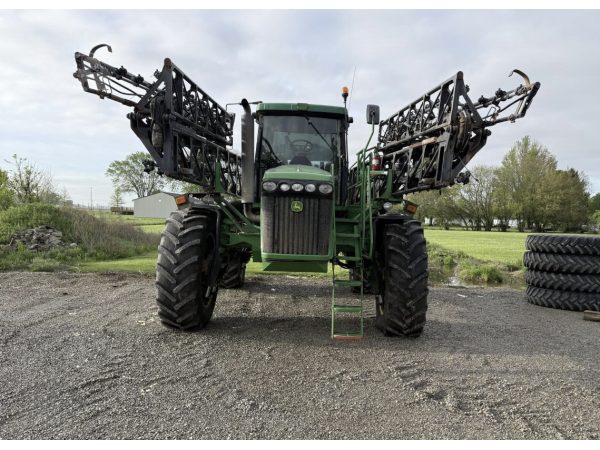 Самоходный опрыскиватель John Deere 4920 (2005)