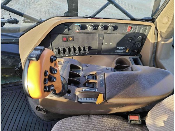 Самоходный опрыскиватель John Deere 4920 (2006)