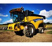 Комбайн New Holland CX5.80
