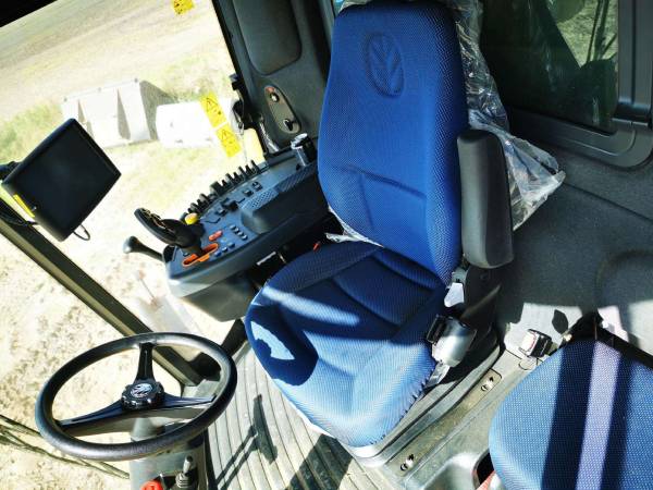 Комбайн New Holland CX5.80 (2023)