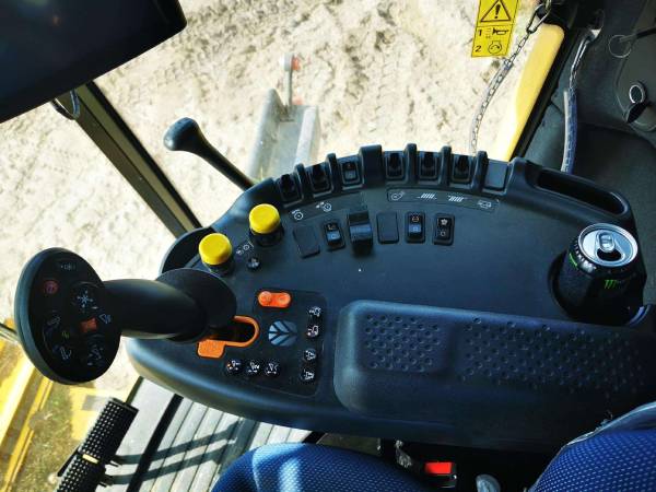 Комбайн New Holland CX5.80 (2023)