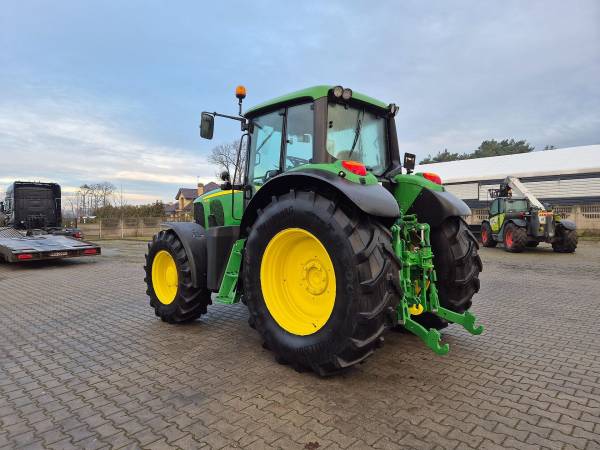 Трактор John Deere 6830 (2011)
