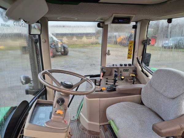 Трактор John Deere 6830 (2011)