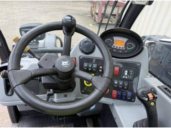 Навантажувач Bobcat TL43.80HF Agri (2019)