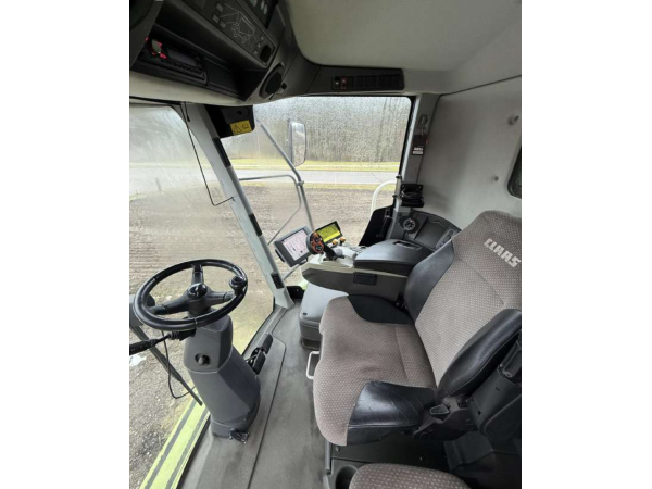Комбайн Claas Lexion 650 (2011)