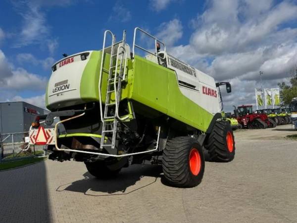 Комбайн Claas Lexion 600 (2005)