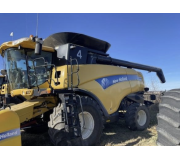 Комбайн New Holland CX8080