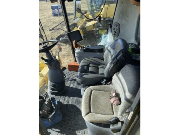 Комбайн New Holland CX8080 (2011)