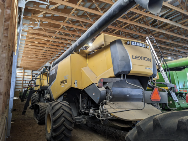 Комбайн Claas Lexion 740ТТ (2011)