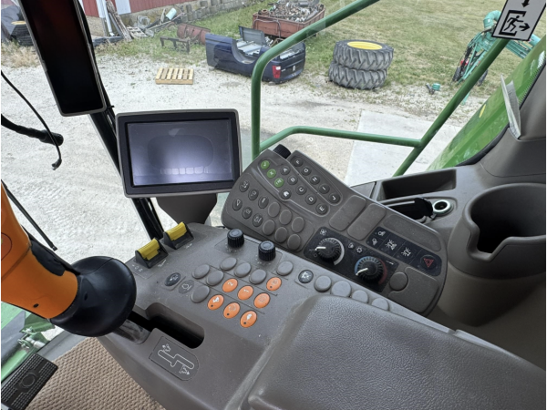 Комбайн John Deere S680 (2012)