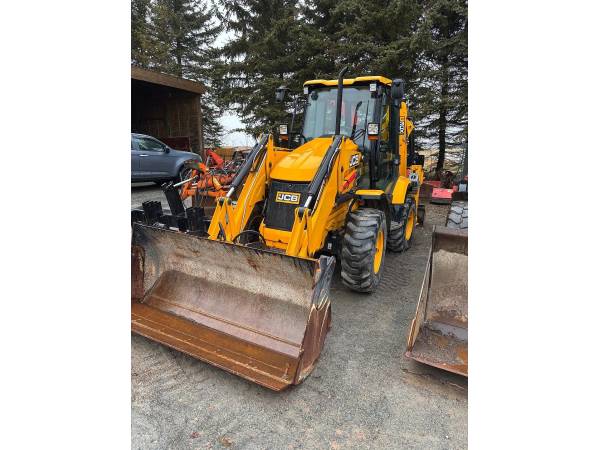 Экскаватор-погрузчик JCB 3CX (2016)