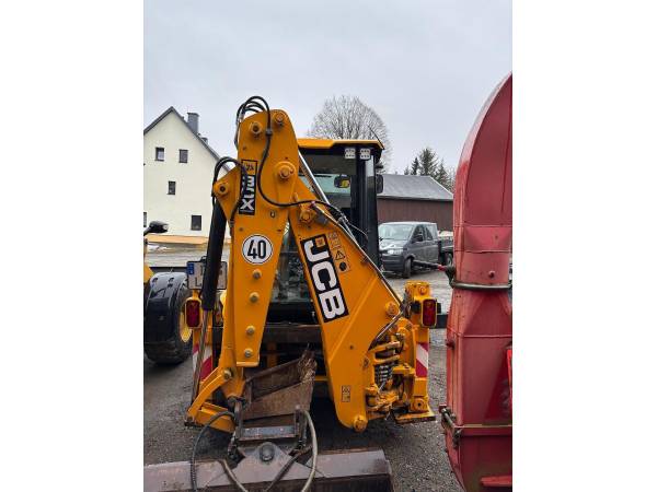 Экскаватор-погрузчик JCB 3CX (2016)