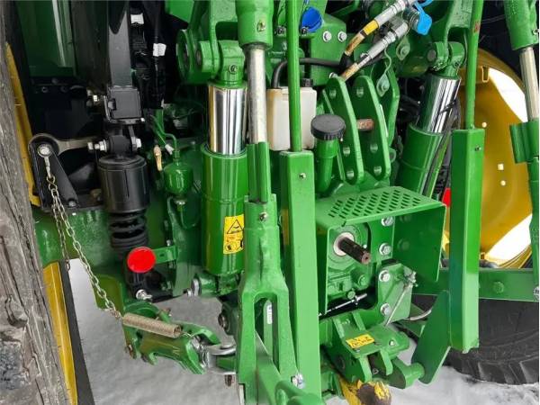 Трактор John Deere 5125R (2019)