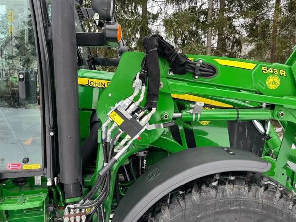 Трактор John Deere 5125R (2019)