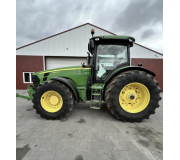 Трактор John Deere 8320R