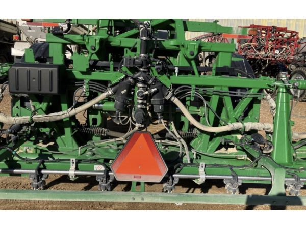 Самохідний обприскувач John Deere R4044 (2021)